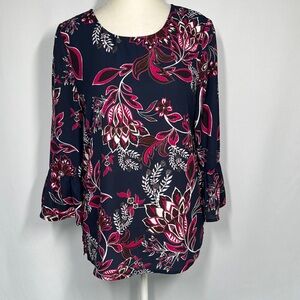 ❤️3/$30 Finn & Grace Floral Navy and Pink Women's Blouse